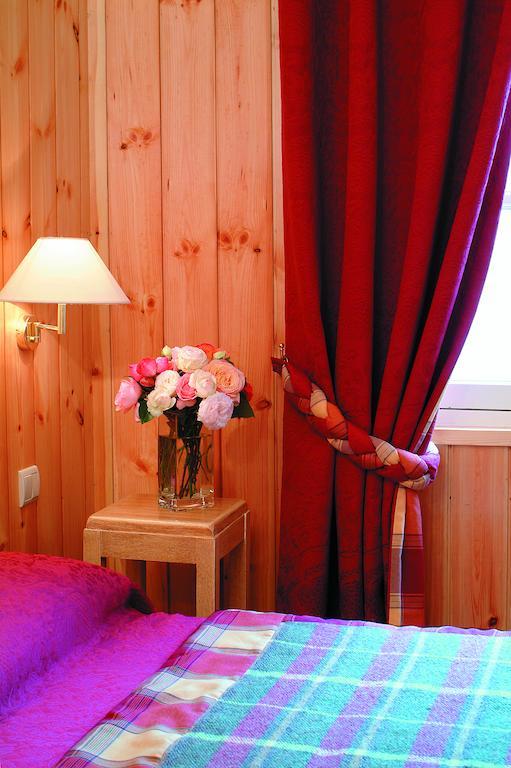 Hotel Le Viscos Сен-Савен Номер фото